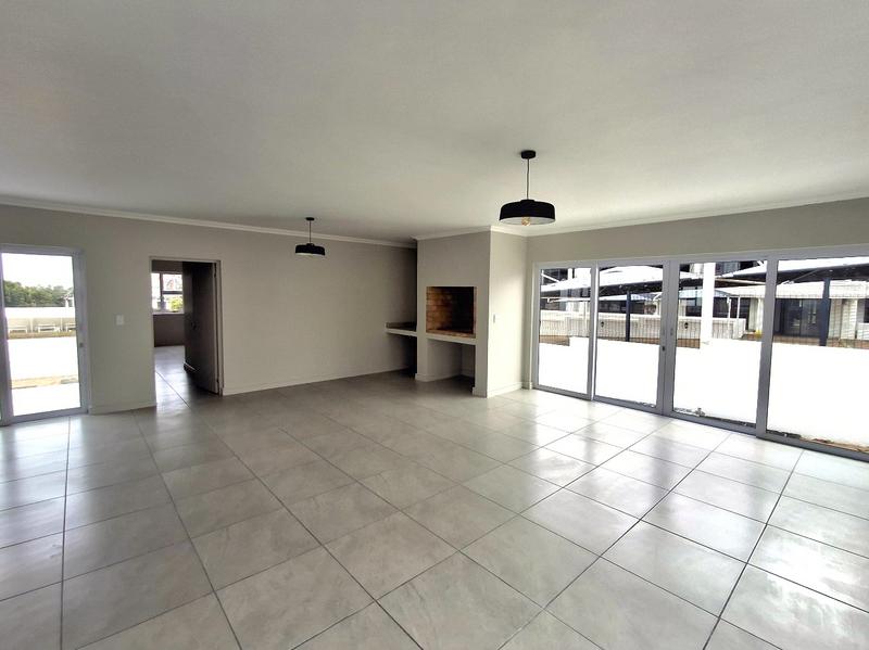 3 Bedroom Property for Sale in Shelley Point Western Cape